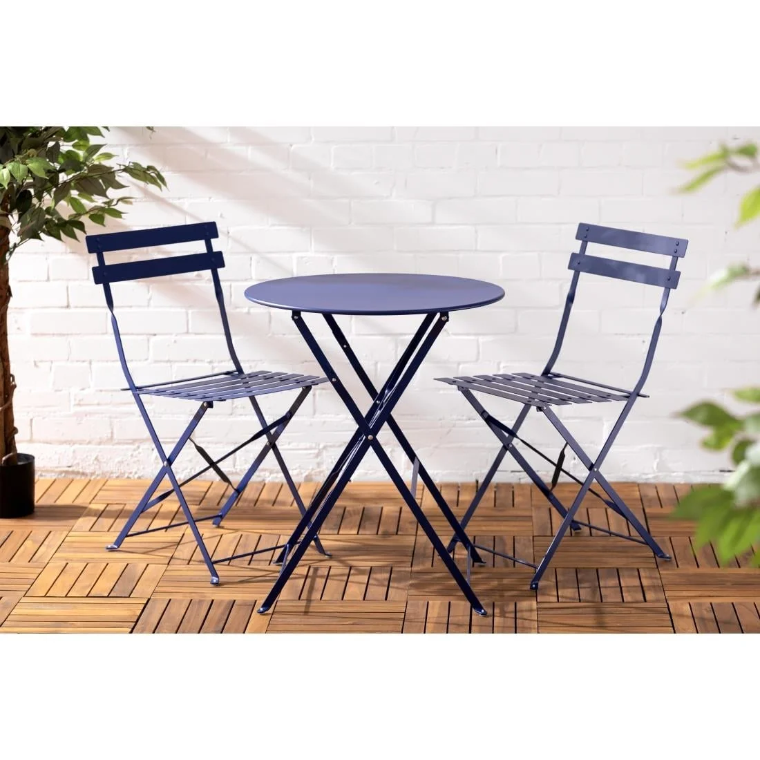 Bolero Perth Pavement Style Folding Chairs Dark Navy (Pack of 2) - Image 2