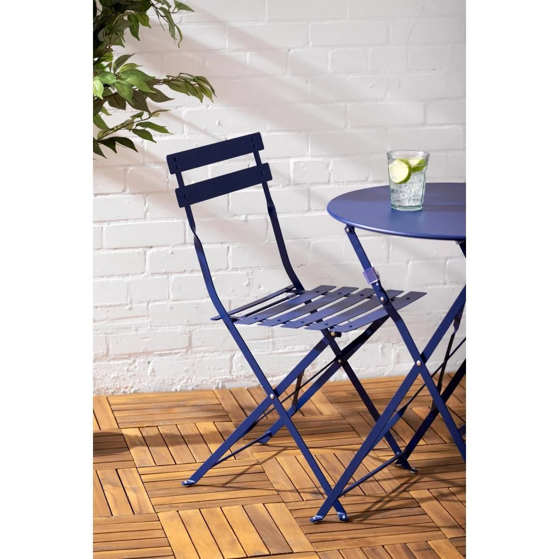 Bolero Perth Pavement Style Folding Chairs Dark Navy (Pack of 2) - Image 3