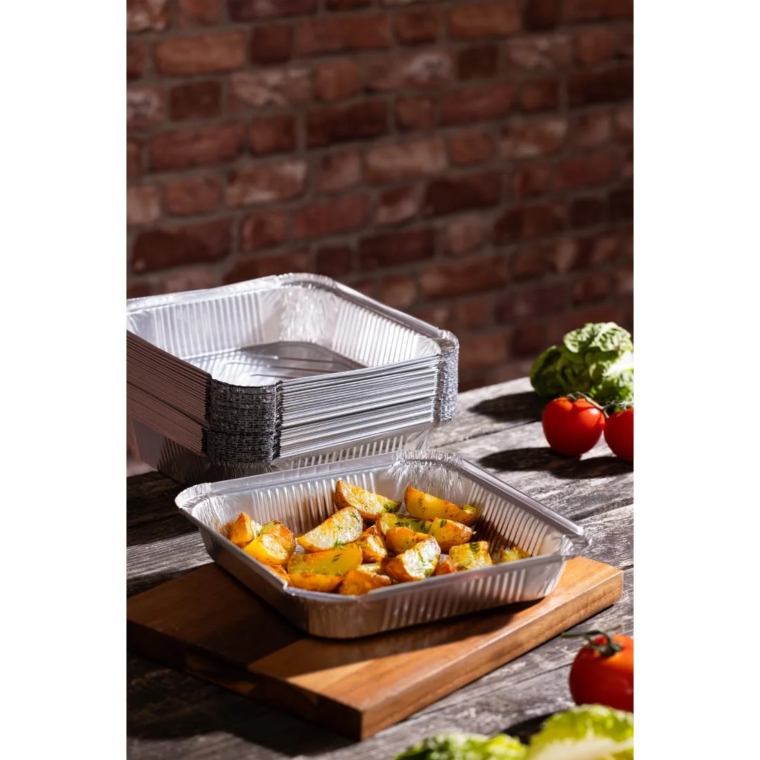 Fiesta Recyclable Shallow Foil Containers 1580ml (200 Pack) - Image 3