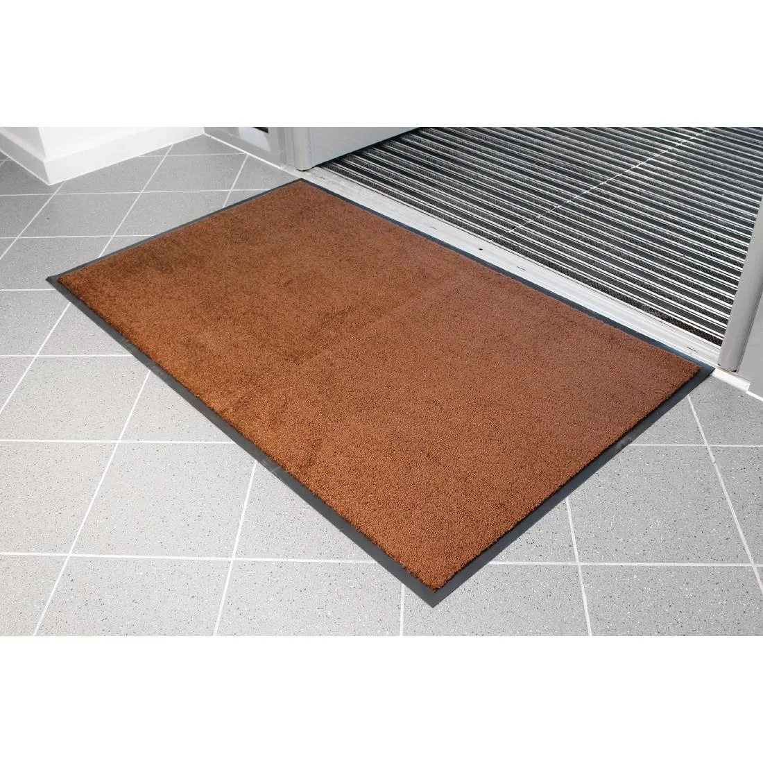 Coba Entraplush Mat Brown 60 x 90cm - Image 2