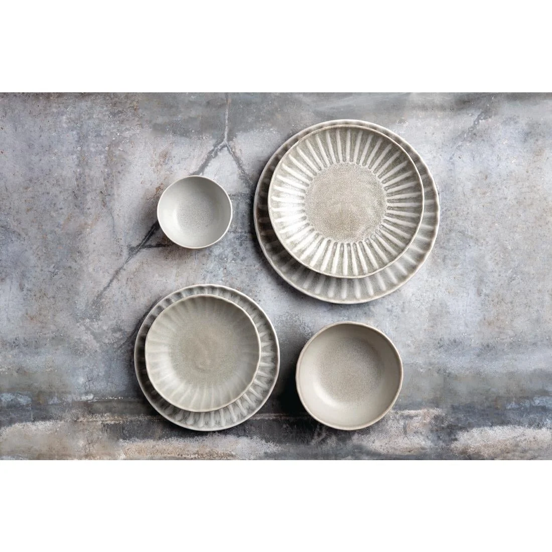 Olympia Corallite Plates Concrete Grey 205mm (6 Pack) - Image 2