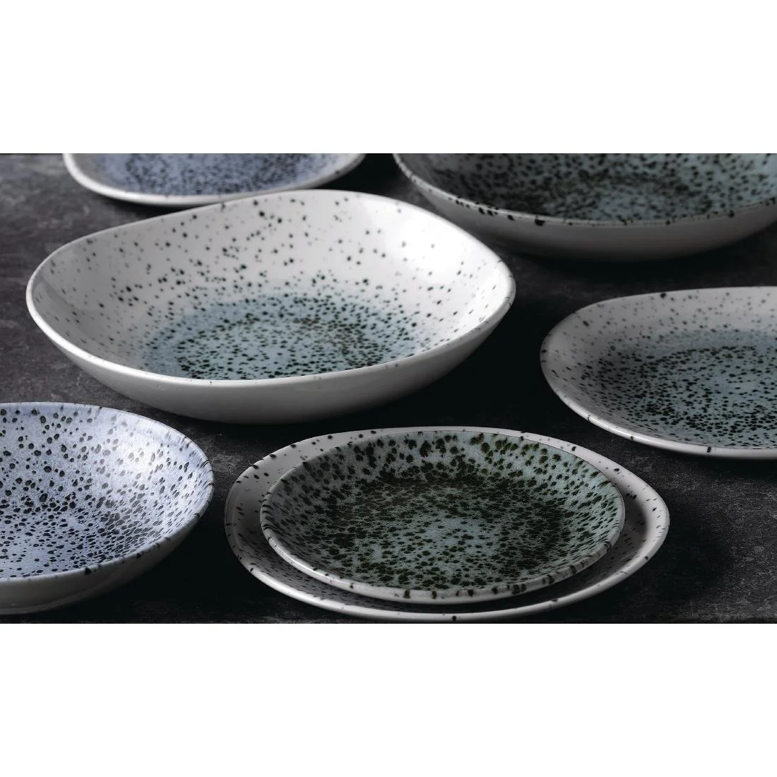 Churchill Studio Prints Mineral Green Centre Organic Round Bowls 253mm (12 Pack) - Image 3