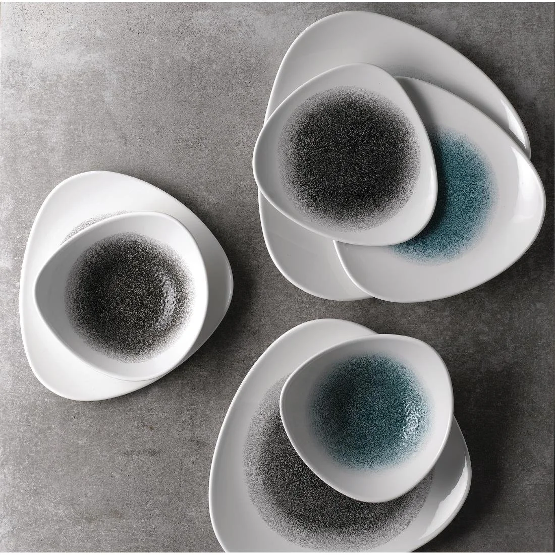 Churchill Studio Prints Raku Triangle Plates Quartz Black 229mm (12 Pack) - Image 3