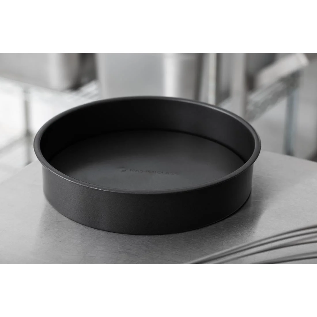 Masterclass Non-Stick Loose Base Round Sandwich Pan - Image 5