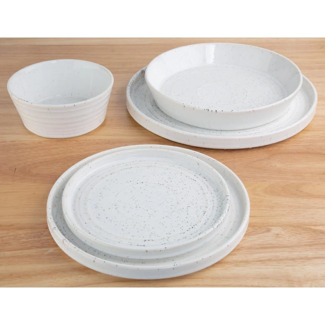 Olympia Cavolo Flat Round Bowls White Speckle 143mm (6 Pack) - Image 4