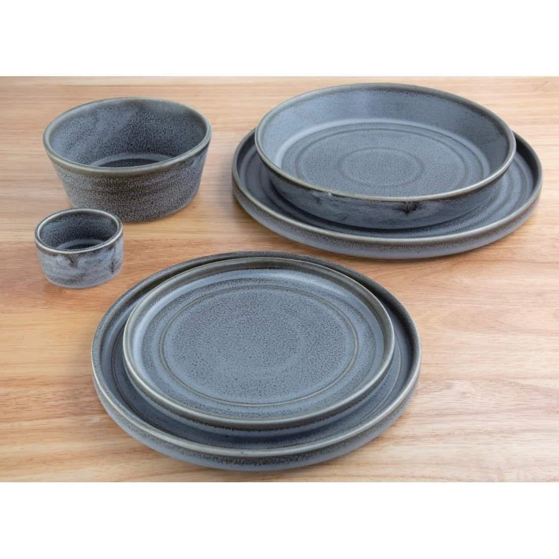 Olympia Cavolo Flat Round Bowls Charcoal Dusk 220mm (4 Pack) - Image 4