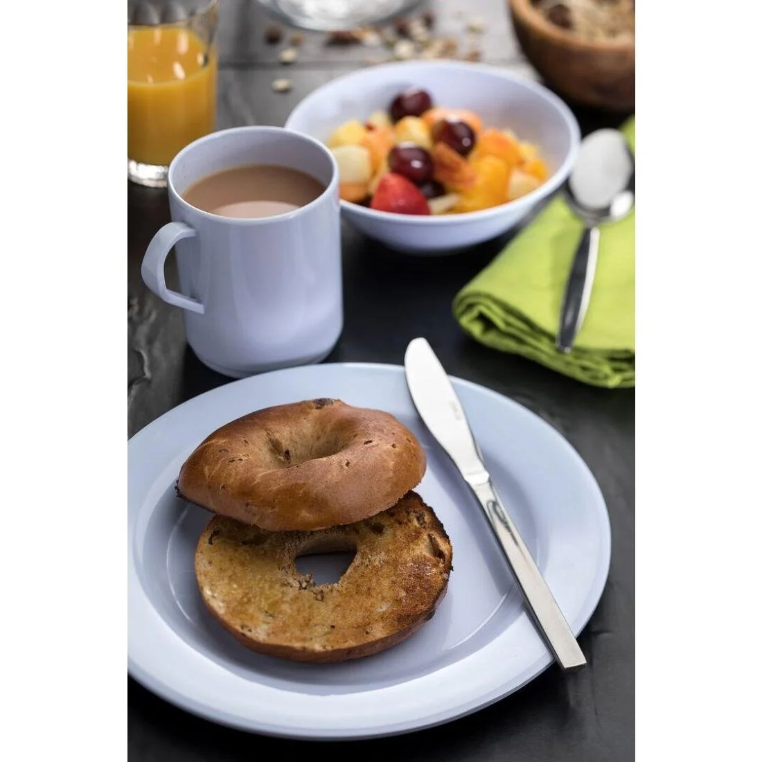 Utopia Melamine Wide Rimmed Plates White 230mm (6 Pack) - Image 2