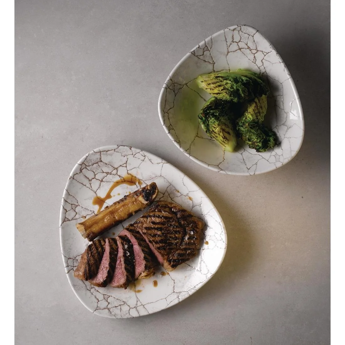 Churchill Studio Prints Kintsugi Agate Grey Lotus Plates 254mm (12 Pack) - Image 6