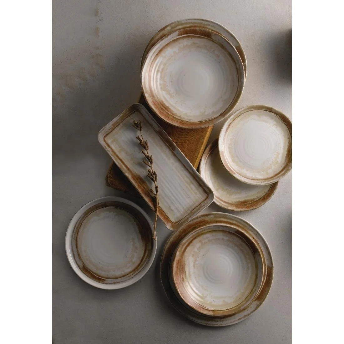 Dudson Finca Sandstone Organic Flat Plates 318mm (6 Pack) - Image 4