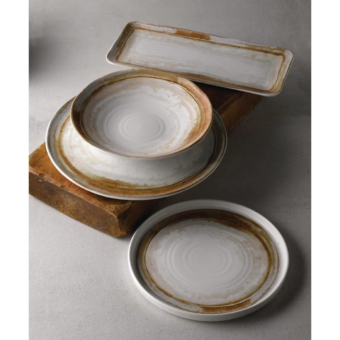 Dudson Finca Sandstone Organic Flat Plates 318mm (6 Pack) - Image 5