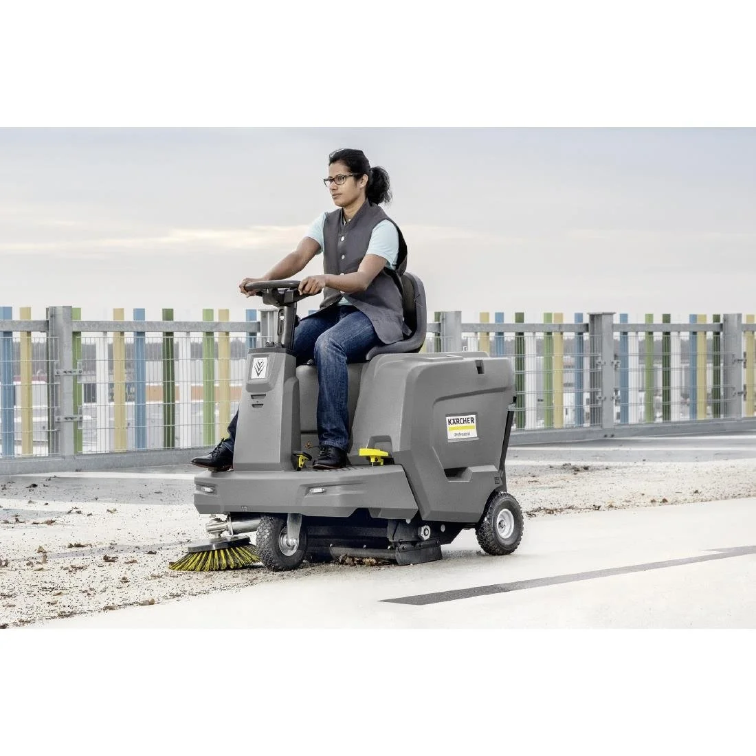 Karcher Vacuum Sweeper KM 85/50 R BP - Image 5