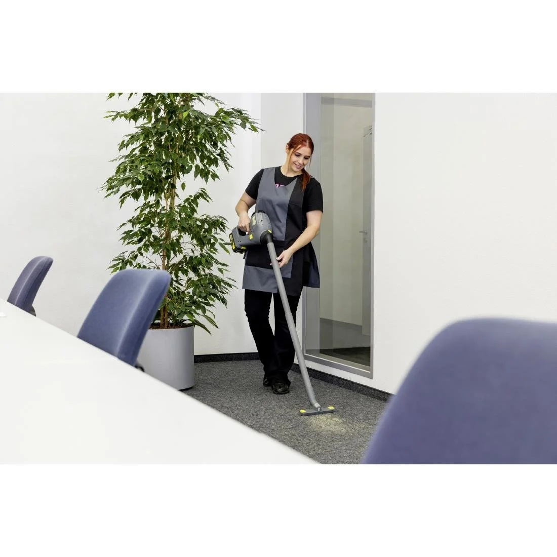 Karcher Battery Dry Vacuum HV 1/1 BP F S Without Battery and Charger - Image 3