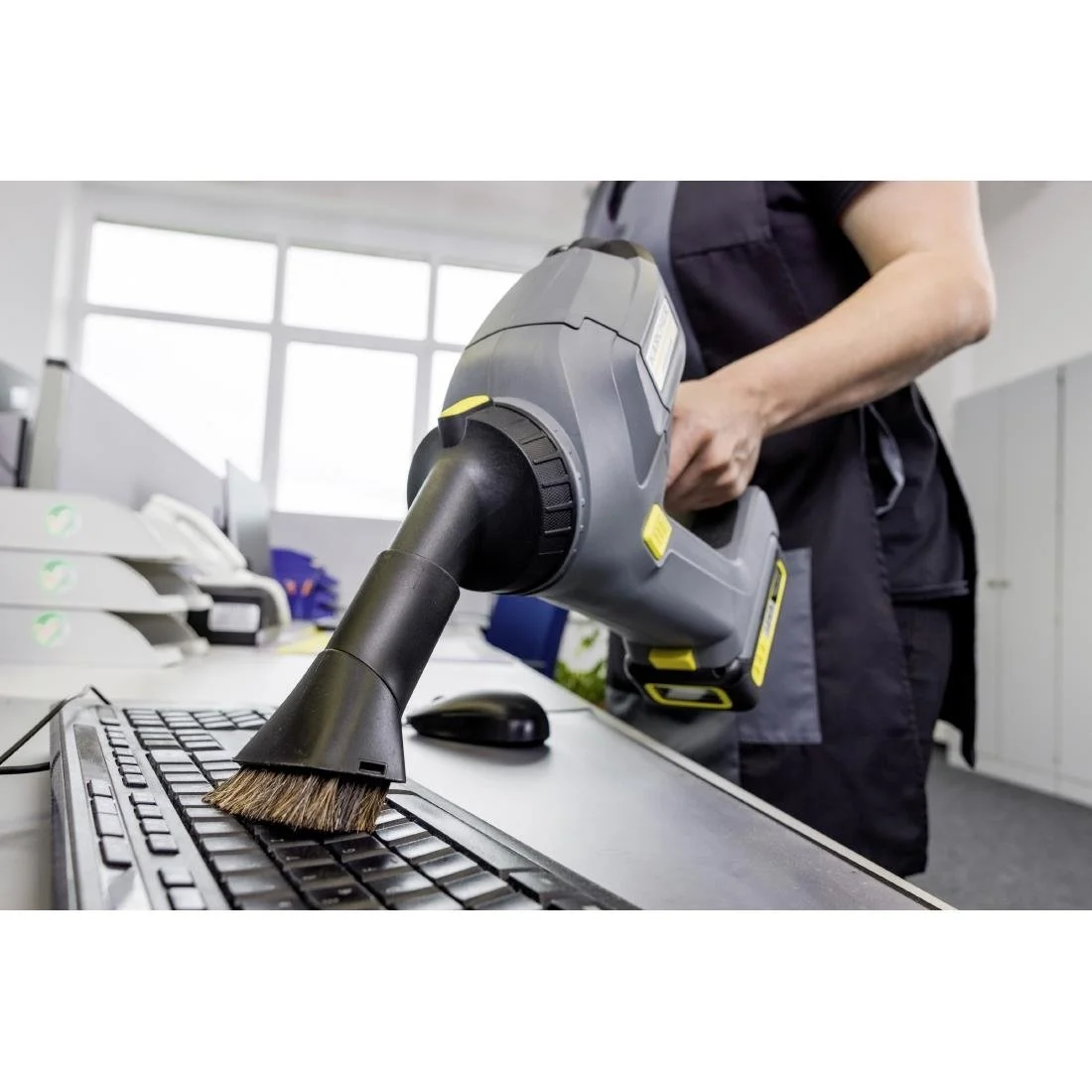 Karcher Battery Dry Vacuum HV 1/1 BP F S Without Battery and Charger - Image 5