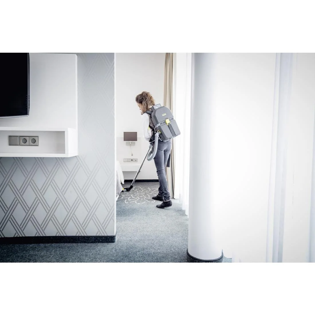 Karcher Battery Backpack Vacuum BVL 5/1 BP Without Battery and Charger - Image 2