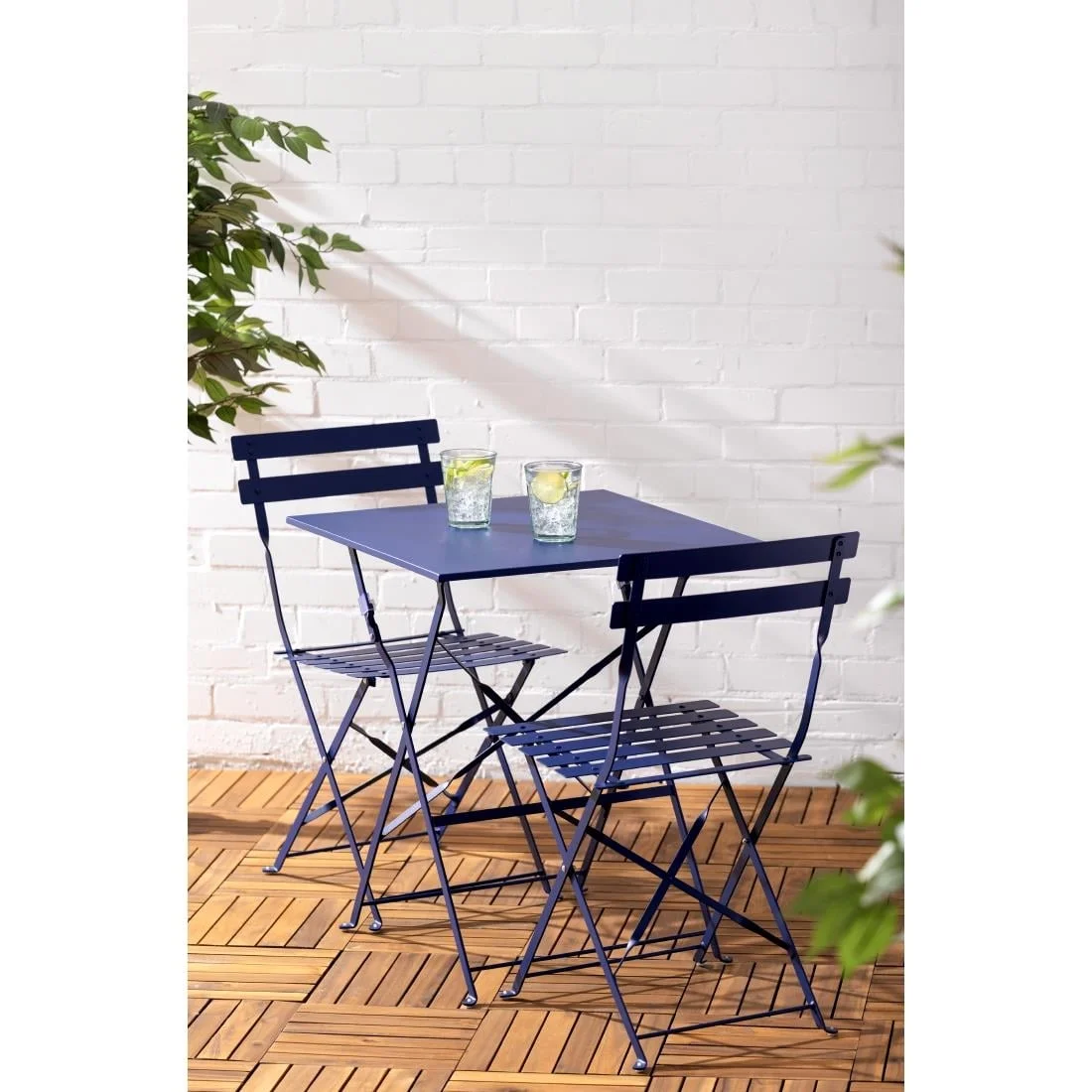 Bolero Perth Pavement Style Folding Chairs Dark Navy (Pack of 2) - Image 6
