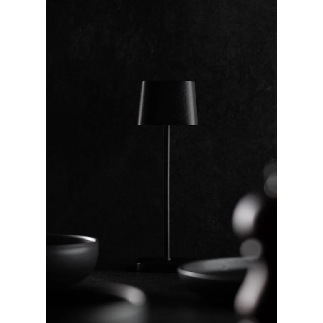 Utopia Montego Micro LED Cordless Table Lamp 200mm Black (6 Pack) - Image 4