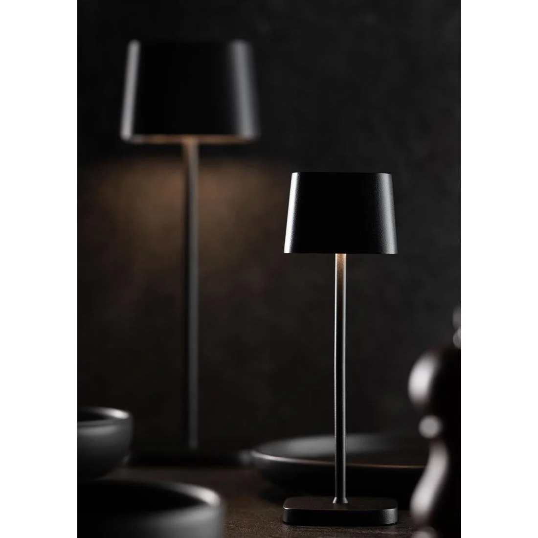 Utopia Montego Micro LED Cordless Table Lamp 200mm Black (6 Pack) - Image 5