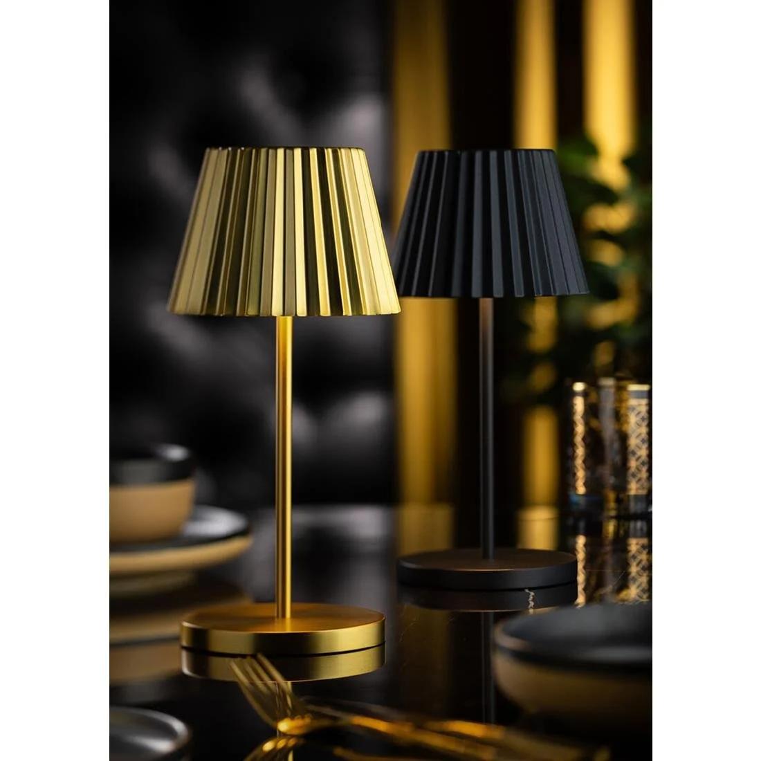 Utopia Dominica LED Cordless Table Lamp 260mm Black (6 Pack) - Image 2