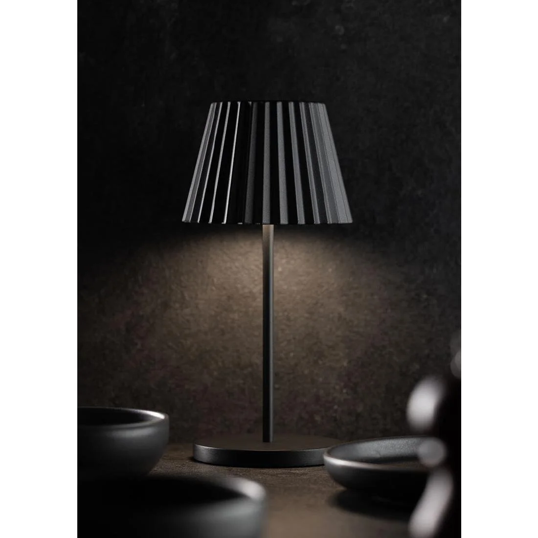 Utopia Dominica LED Cordless Table Lamp 260mm Black (6 Pack) - Image 3