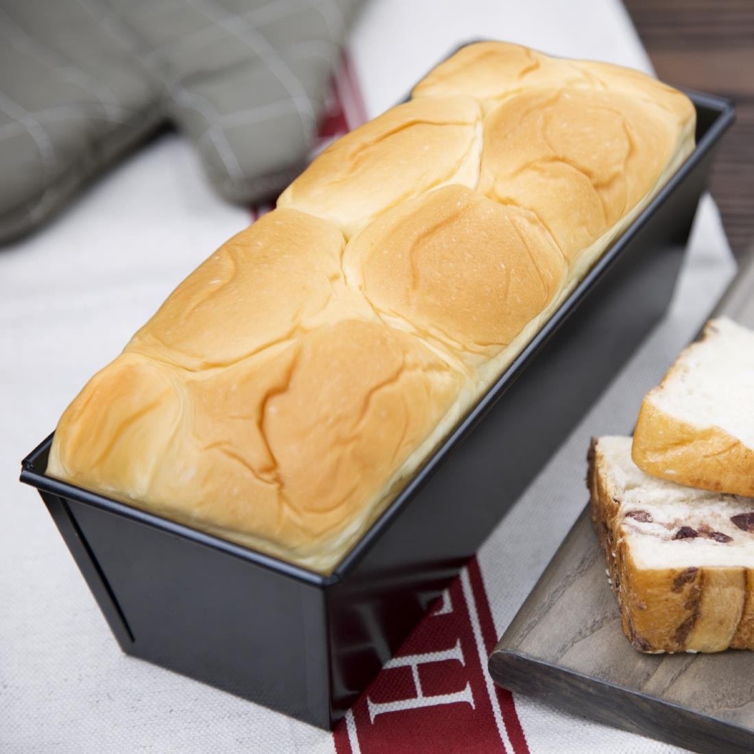 Vogue 2lb Non-Stick Loaf Tin 8x25x10cm