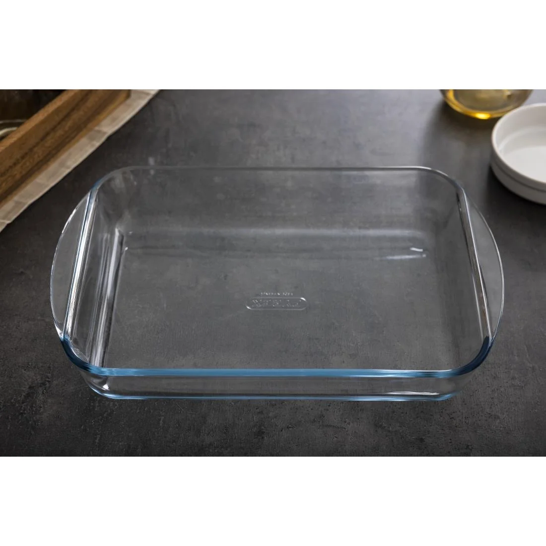 Pyrex Rectangular Glass Roasting Dish 350mm - Image 9