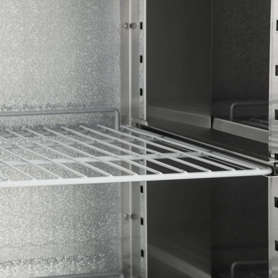 Polar 2 Door Slimline Freezer 960 Ltr - Image 4