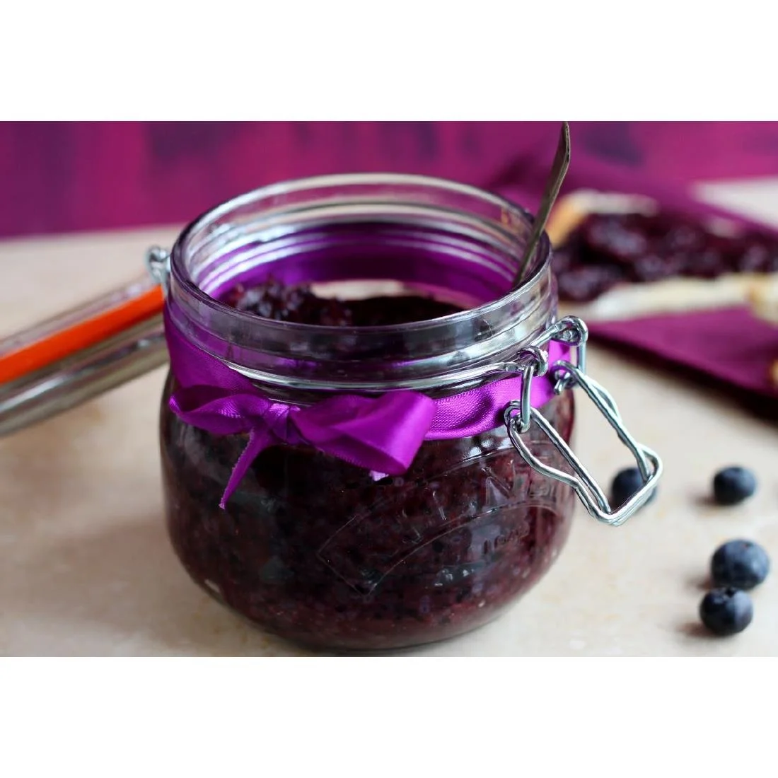 Kilner Clip Top Preserve Jar 500ml - Image 3