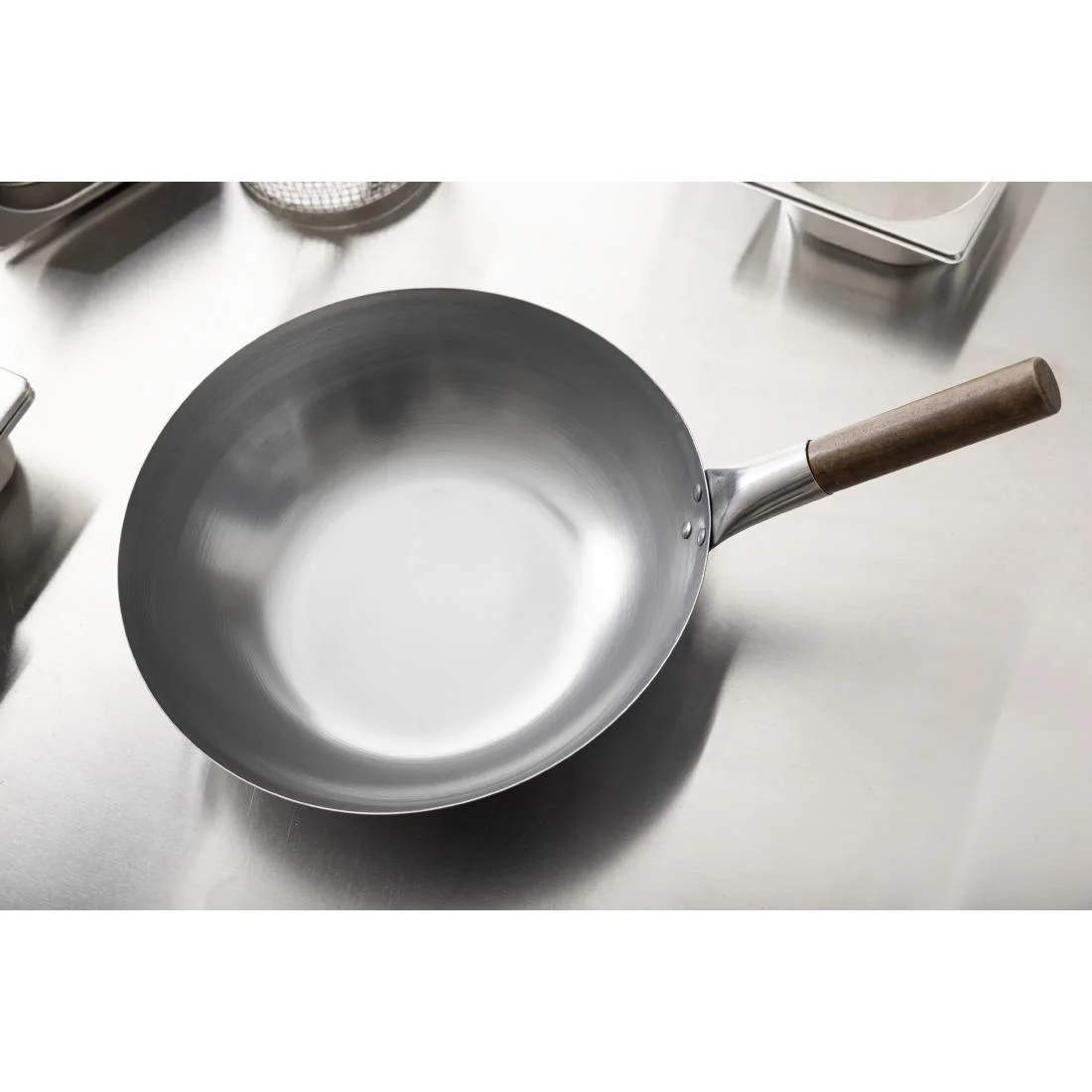 London Wok Flat Bottom Wok 330mm - Image 9