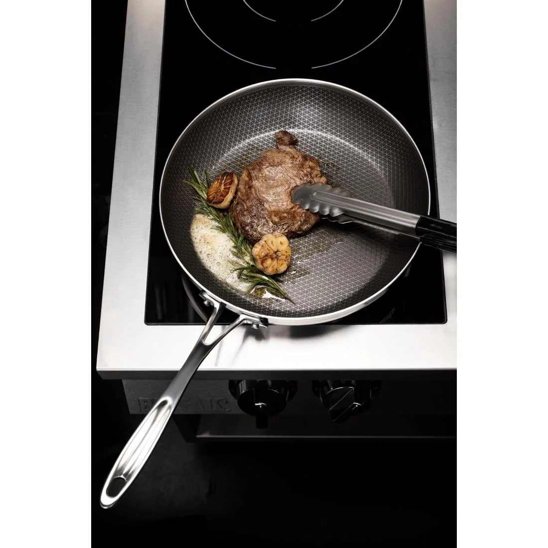 Vogue Tri-Shield Stainless Steel Frying Pan with Clad Coating 28cm - Image 3