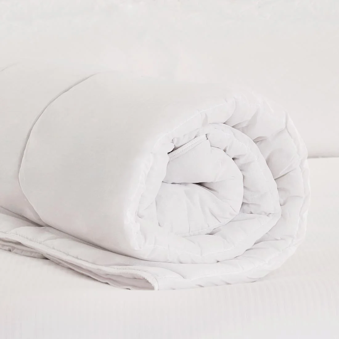 Mitre Essentials Hollo 10.5 Tog Duvet King Size - Image 3