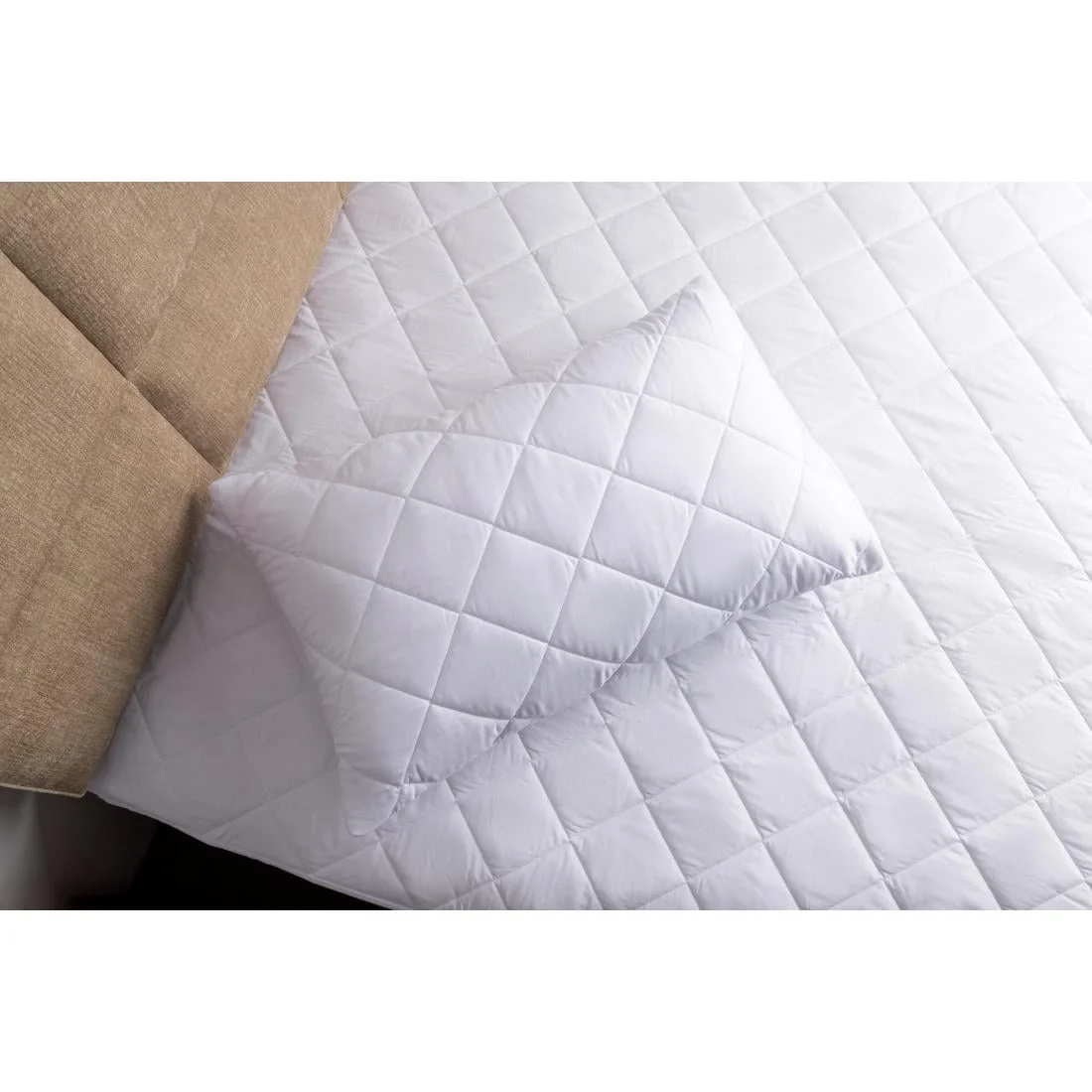 Mitre Comfort Quiltop Mattress Protector Double - Image 3