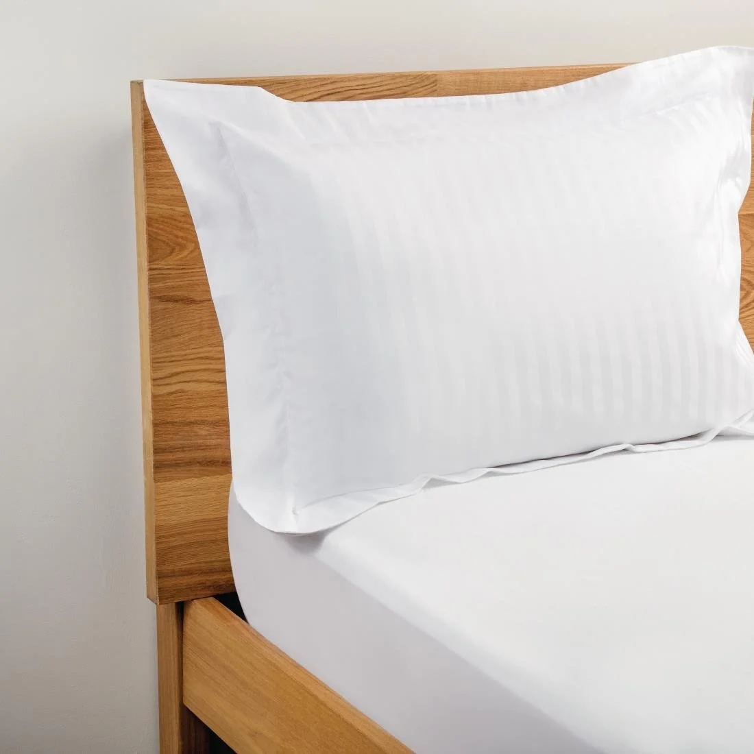 Mitre Comfort Satin Pillowcase