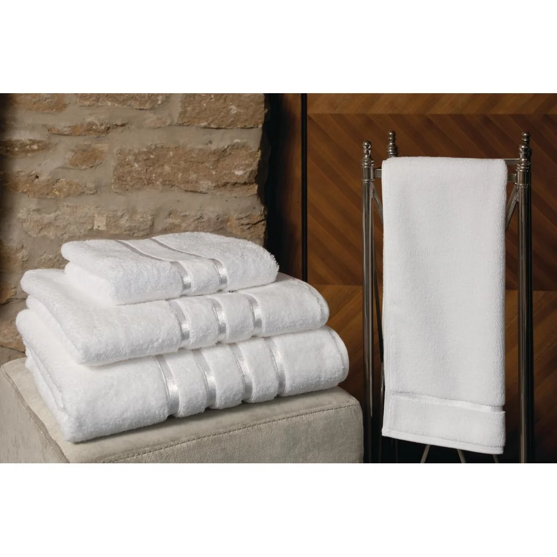 Mitre Heritage Hampton Bath Mat - Image 2