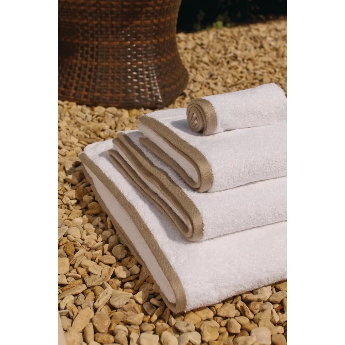 Mitre Heritage Ambassador Face Cloth White with Taupe Border - Image 2