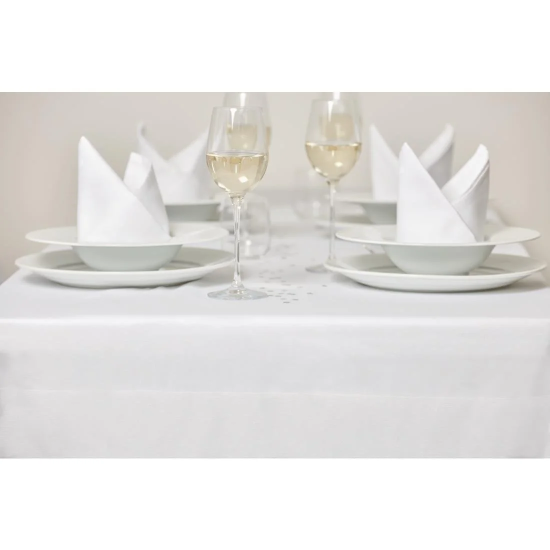 Mitre Luxury Satin Band Napkins Cotton White (10 Pack) - Image 4