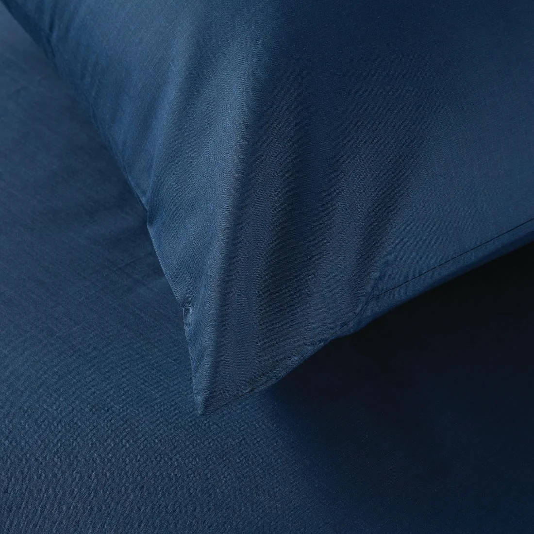 Mitre Essentials Spectrum Housewife Pillowcase Navy - Image 2