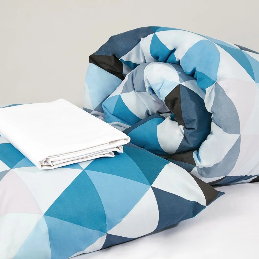 Mitre Essentials Geo Bedding Set Blue - Image 2
