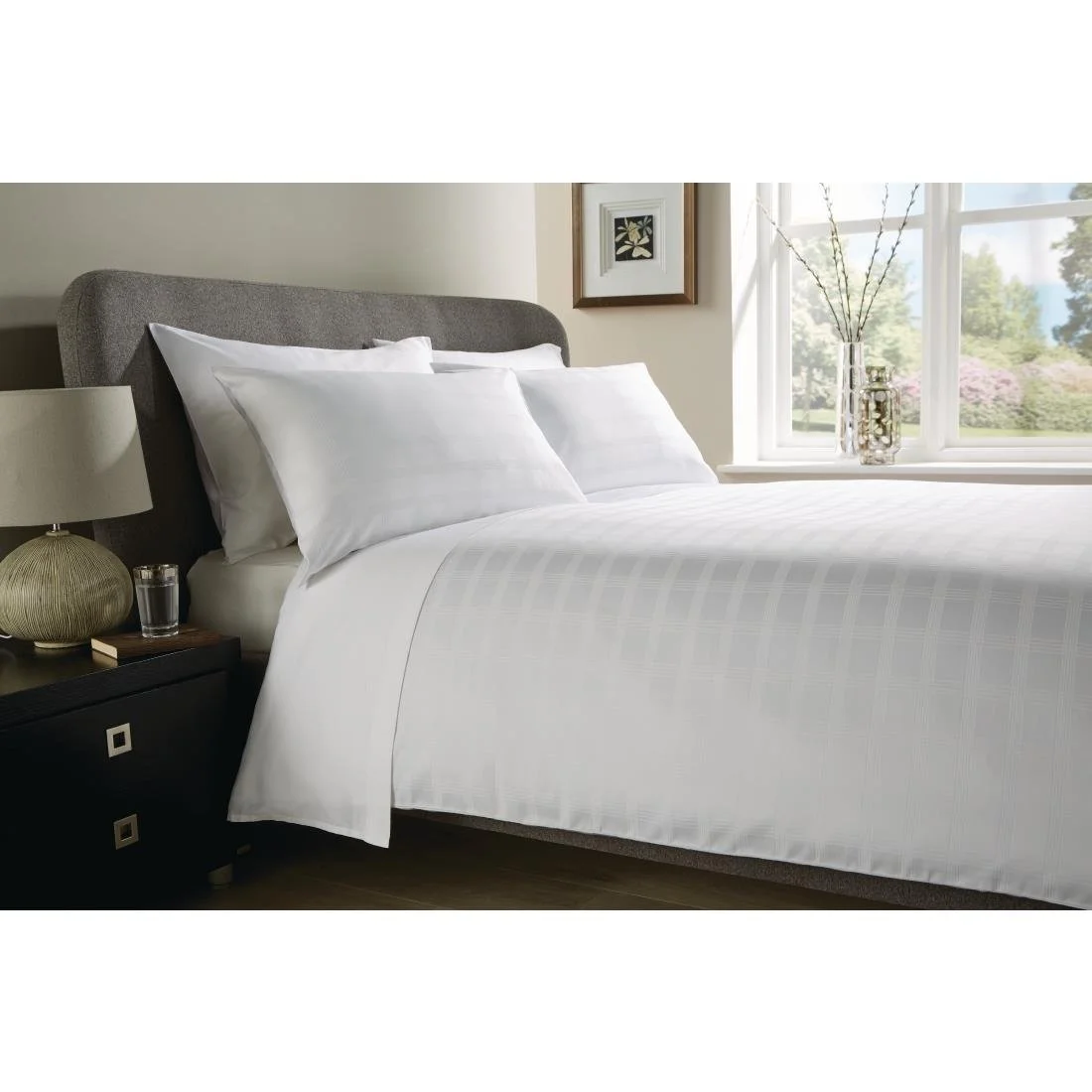 Comfort Vercelli Checked Pillowcase White - Image 2