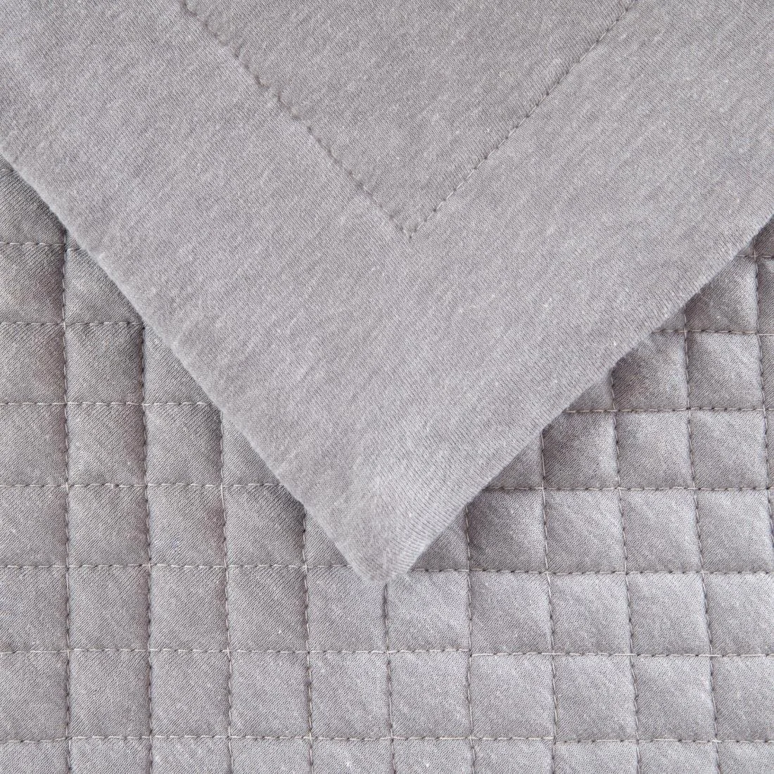 Mitre Essentials Quilted Waffle Runner Grey - Image 2
