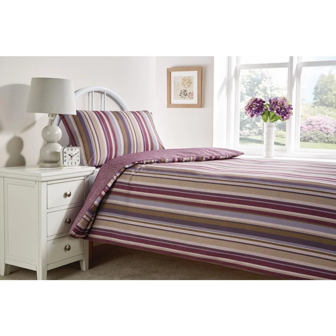 Mitre Essentials Fiorella Duvet Cover Aubergine Single - Image 2