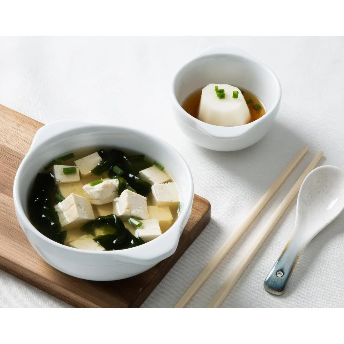 Olympia Whiteware Eared Bowls 640ml (4 Pack) - Image 8