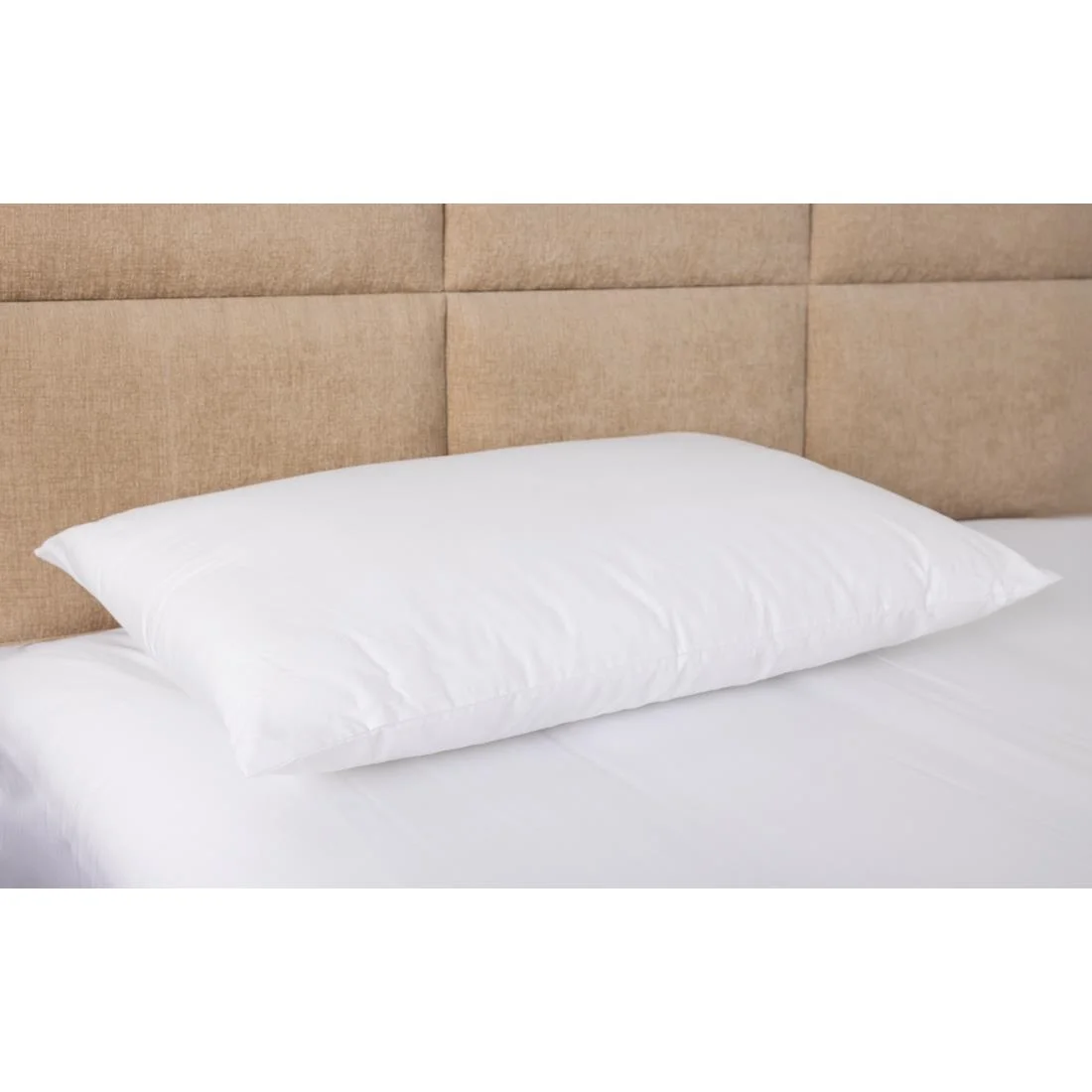 Mitre Essentials Hollo Pillow - Image 13