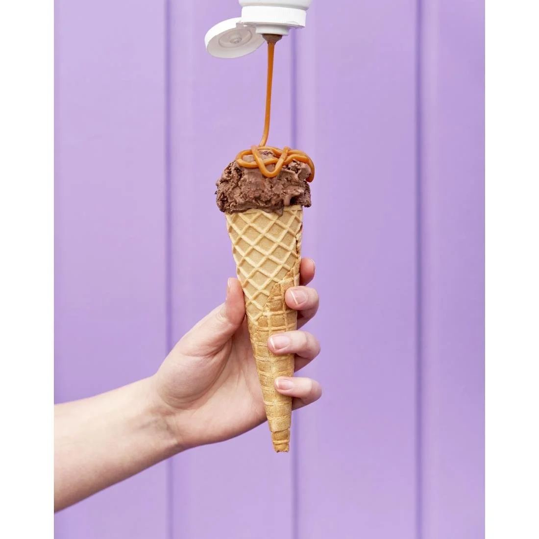 Simply Caramel Topping Sauce 1kg - Image 3