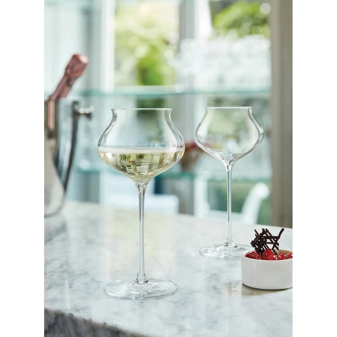 Arcoroc Macaron Fascination Champagne Flutes 300ml (24 pack) - Image 4