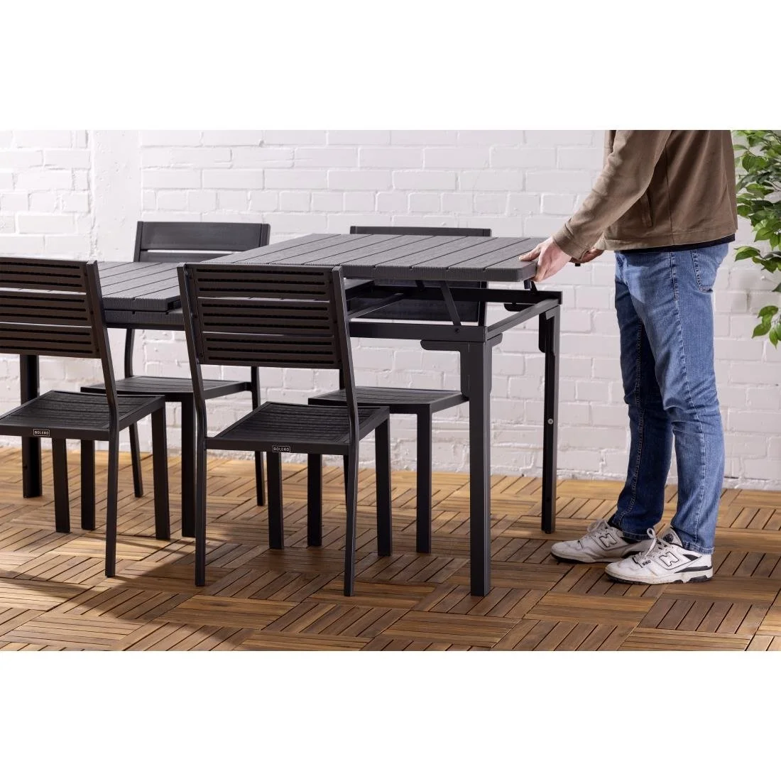 Bolero Valletta Grey Slatted Extendable Outdoor Dining Table - Image 6