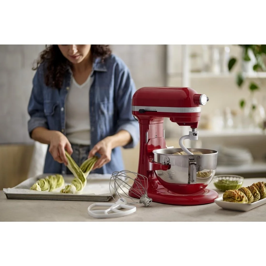 KitchenAid Heavy Duty Stand Mixer 5.2Ltr Empire Red - Image 6