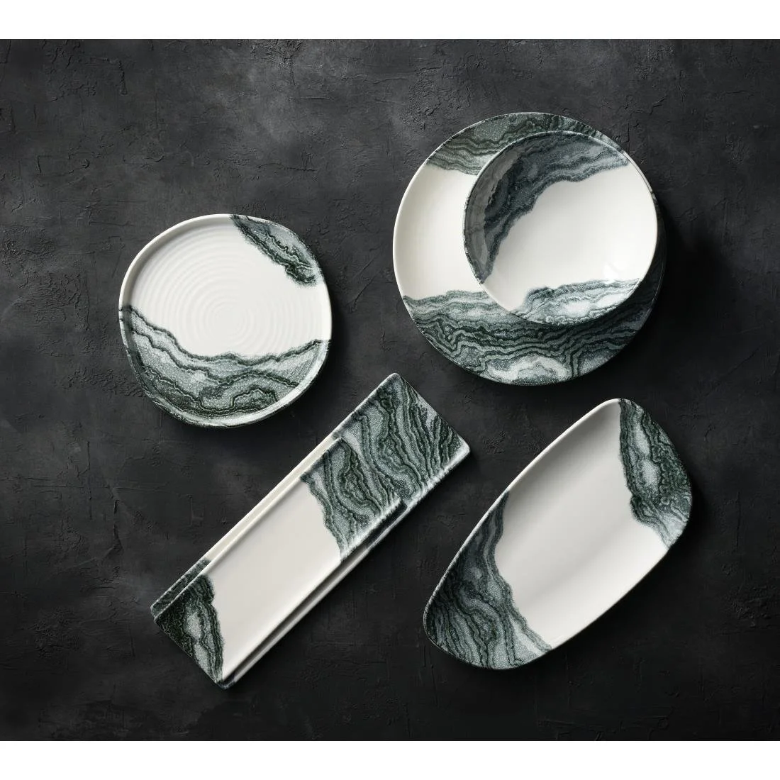 Churchill Tide Black Evolve Coupe Plates 260mm (12 Pack) - Image 2