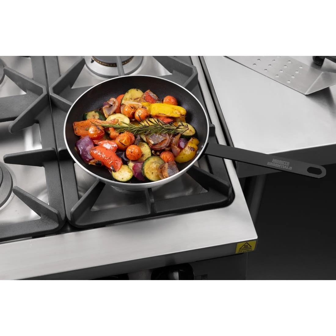 Nisbets Essentials Aluminium Non-Stick Teflon Frying Pan 24cm - Image 6