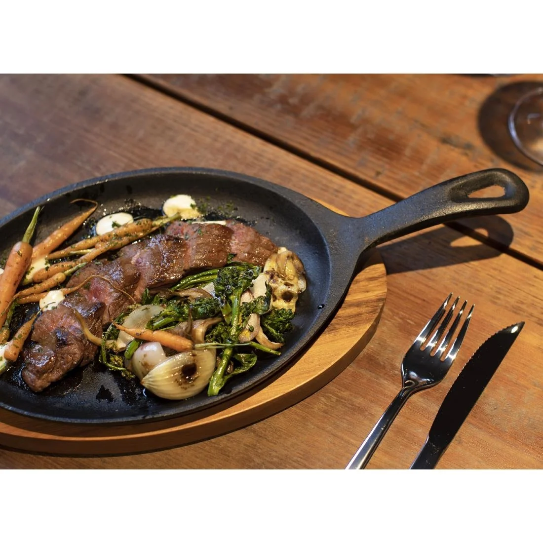 Tramontina Pre-Seasoned Cast Iron Fajita Sizzler 305x185mm - Image 12