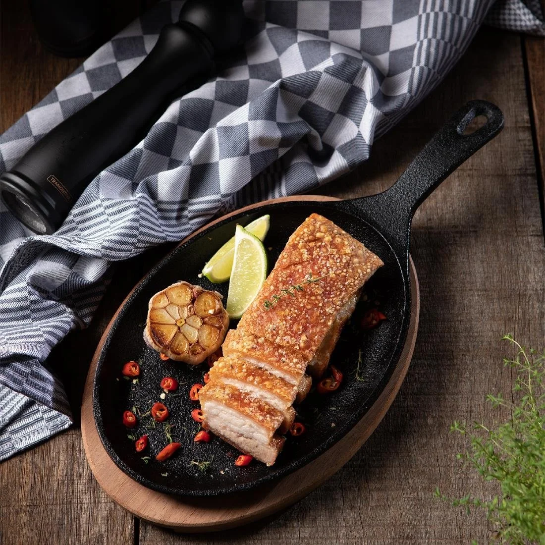 Tramontina Pre-Seasoned Cast Iron Fajita Sizzler 305x185mm - Image 13